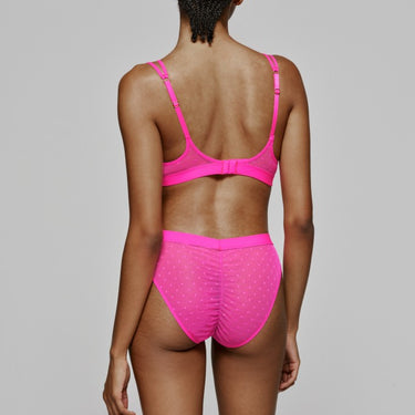 Sarda Rincon klassisk rio trusse influencer pink 4