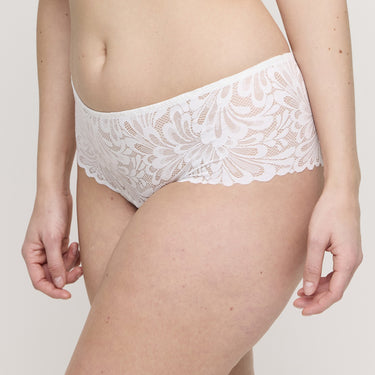 Rupi trusse hotpants
