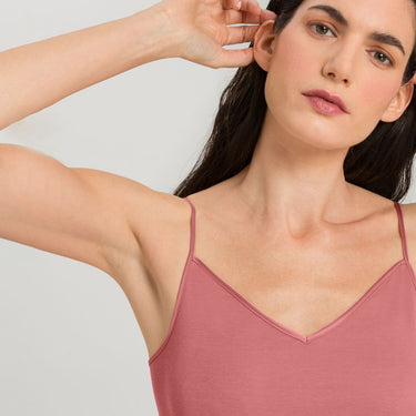 Hanro Cotton Seamless spaghetti top bomuld V-udskæring sweet pepper Lyserød 4
