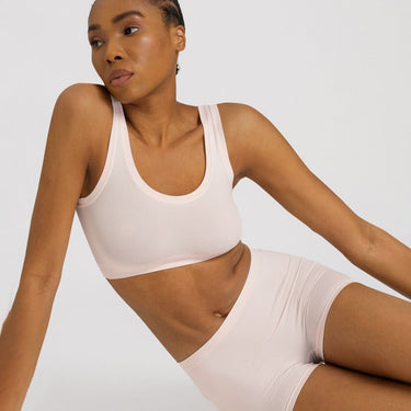 Hanro Touch Feeling bh crop top morning glow 1