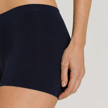 Hanro Touch Feeling boyleg shorts trusse deep navy BlÄ 4