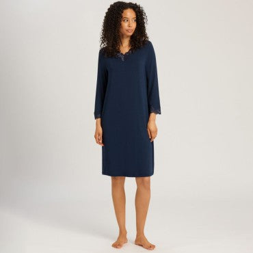 Hanro Natural Elegance natkjole langt ærme 100 cm deep navy Blå 3