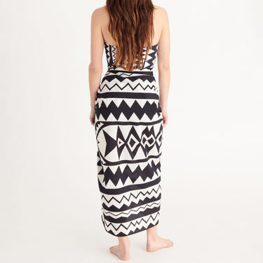Tribu Magique beach wear sarong