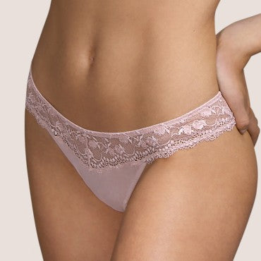 Andres Sarda Raven shorty string rose mist Beige 2