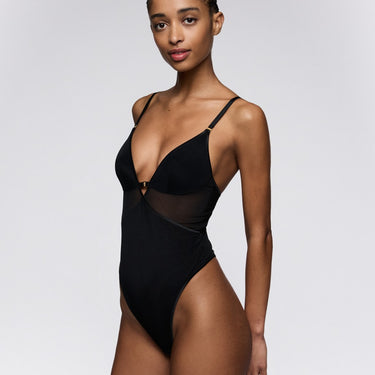 Tegla shape body
