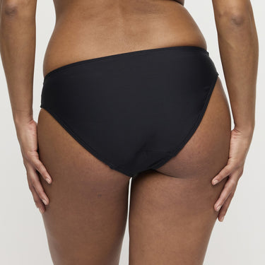 Uvita bikinitrusse klassisk