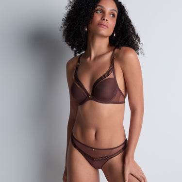 Sheer Emotion tanga string