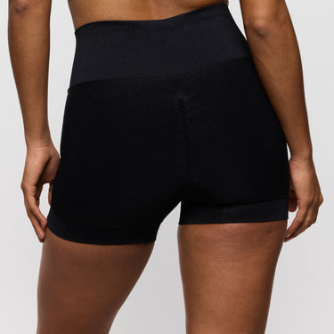 Nudda shape shorts trusse