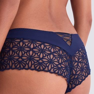 Secret memories cheeky hipster trusse