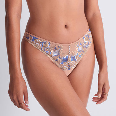 Poetic Delights string