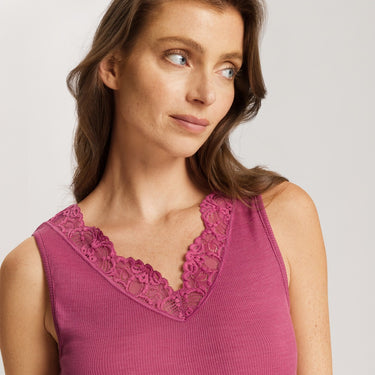 Woolen Lace tank top