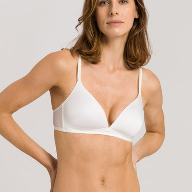 Satin Deluxe bra padded without underwire