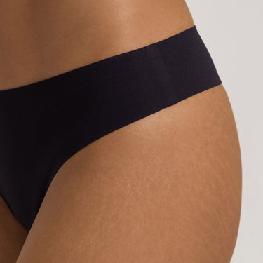 Invisible Touch string trusse