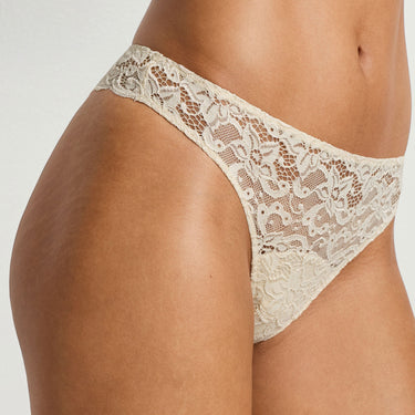 Moments string trusse