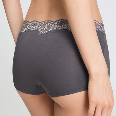 Dana shorts trusse