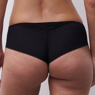 Scarlet shorty hipster trusse