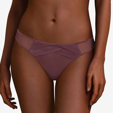 Chantal Thomass Encens Moi string cardinale Lilla 3